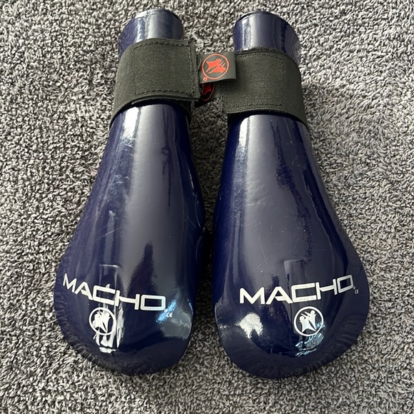 Macho Dyna Punch Child Large/Adult Small - Picture 2 of 10